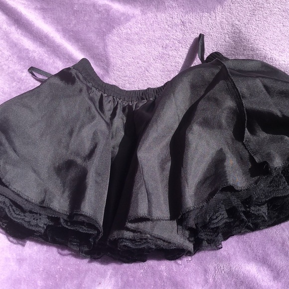 Dead Threads Flouncy Mini Skirt - Picture 11 of 14